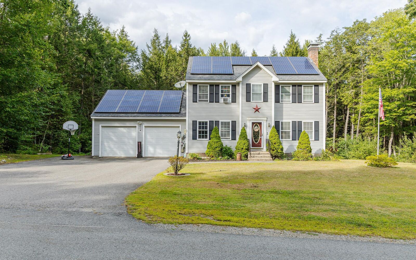 Property Photo: 57 Arrowcrest Drive NH 03446
