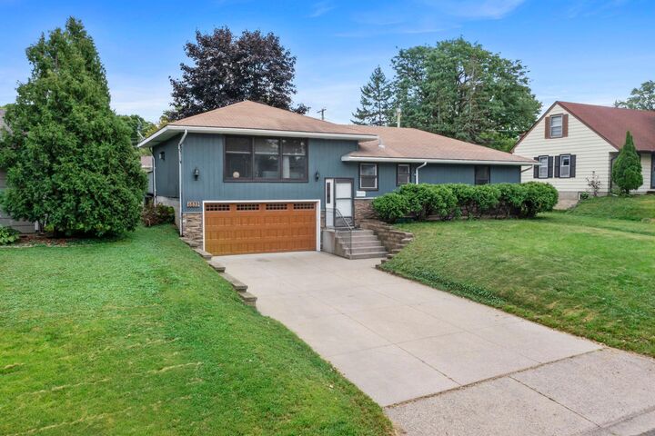 6533 Thomas Avenue S  Richfield MN 55423 photo
