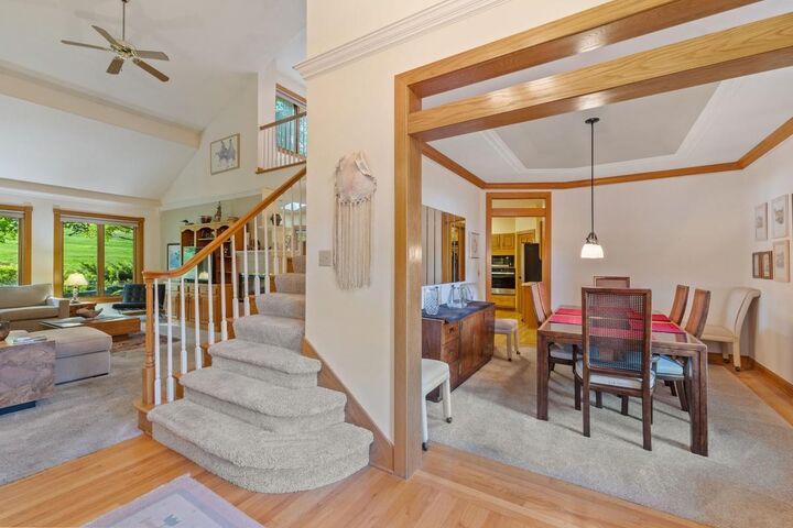 Property Photo:  1405 Mayflower Drive  MN 55057 