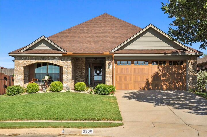 Property Photo:  2930 Greenway Drive  TX 76028 