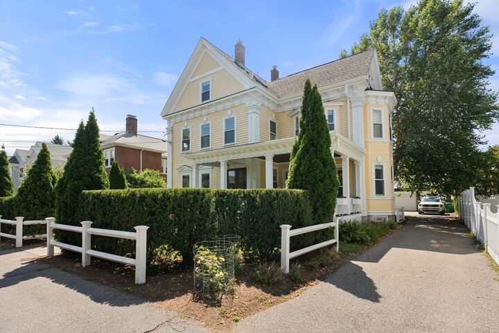 Property Photo: 90 Waban Park 2 MA 02458
