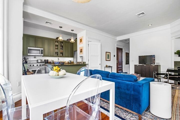 Property Photo:  692 Tremont 4  MA 02118 