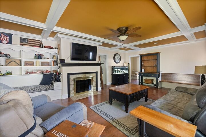 Property Photo:  43 Edgewater Dr  MA 01504 