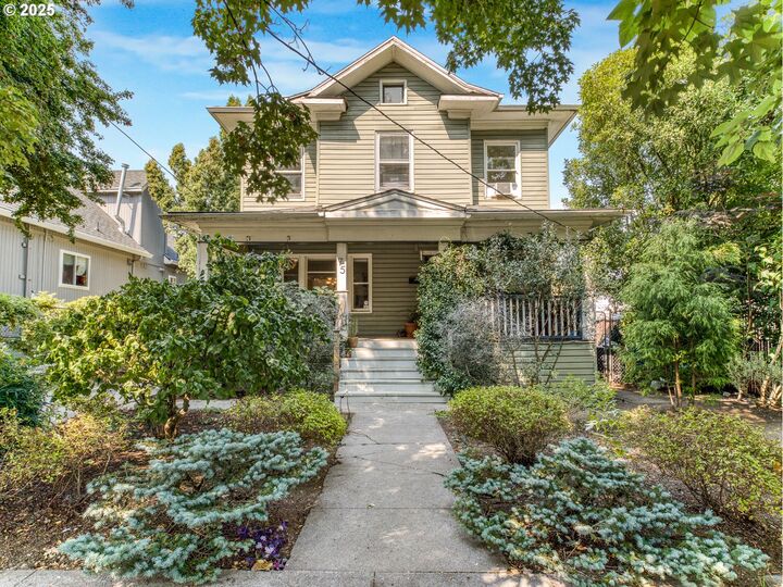 75 NE Dekum St  Portland OR 97211 photo