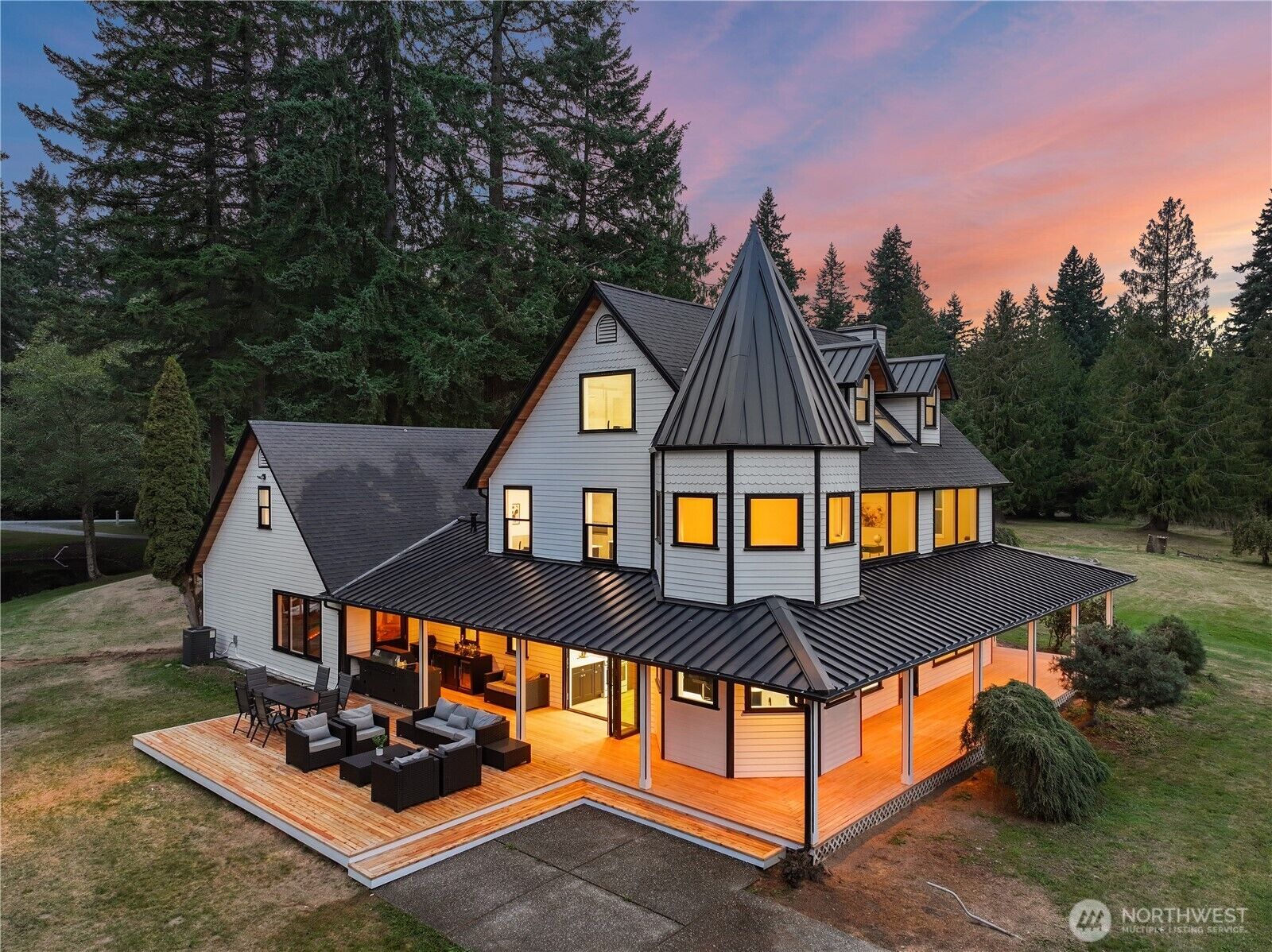 Property Photo:  16163  Andal Lane  WA 98274