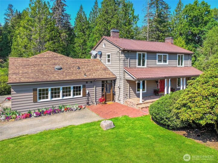 Property Photo:  12653  Avondale Road NE  WA 98052 