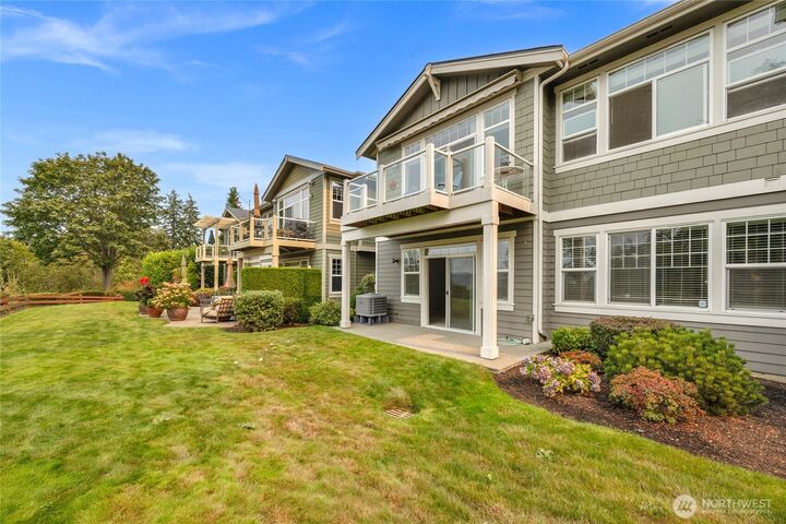 Property Photo:  7720  Island View Court B  WA 98275 