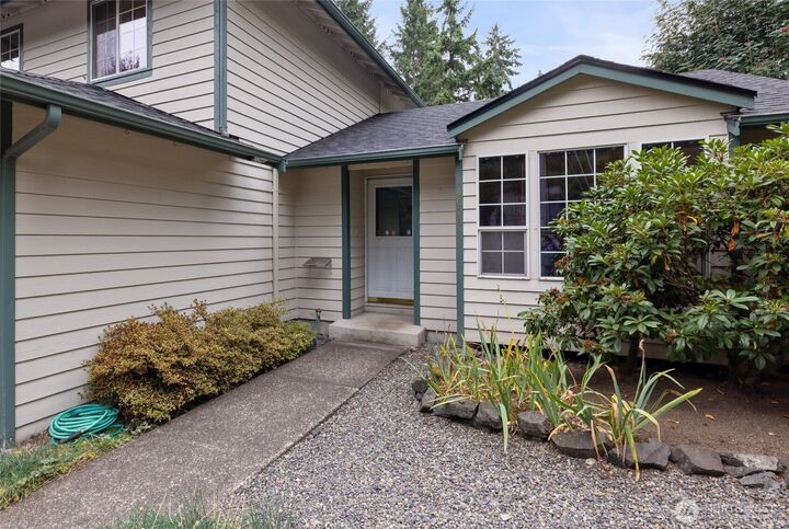Property Photo: 4006 206th Street Ct E WA 98387