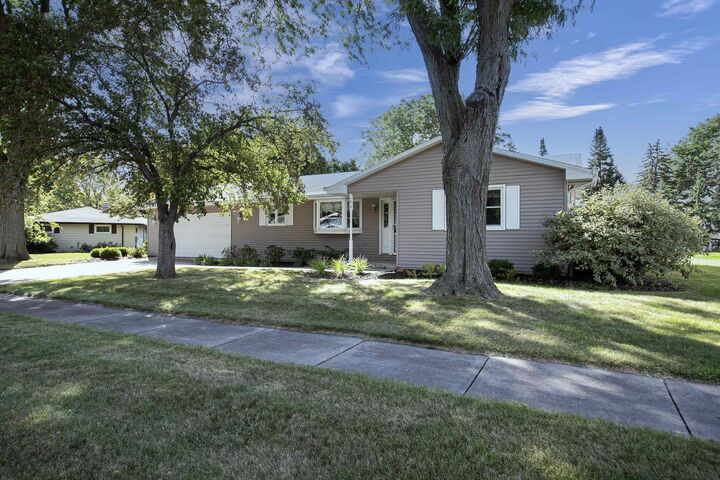 Property Photo: 1015 E Marnie Lane WI 54911