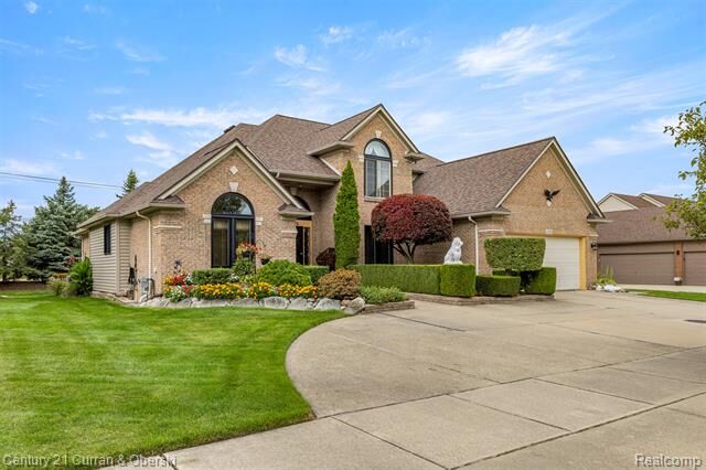 Property Photo:  41985 Dorchester Court  MI 48038 
