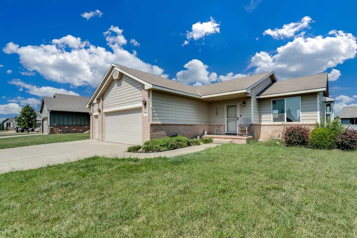 Property Photo: 2010 E Teak Ct KS 67002