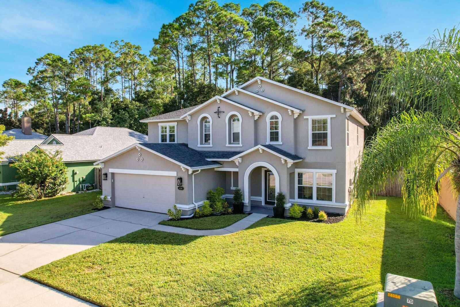 Property Photo: 124 Camden Cay Dr FL 32086