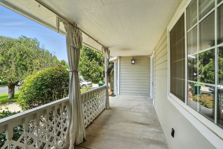 Property Photo: 16520 N Cincinnati Ct WA 99208