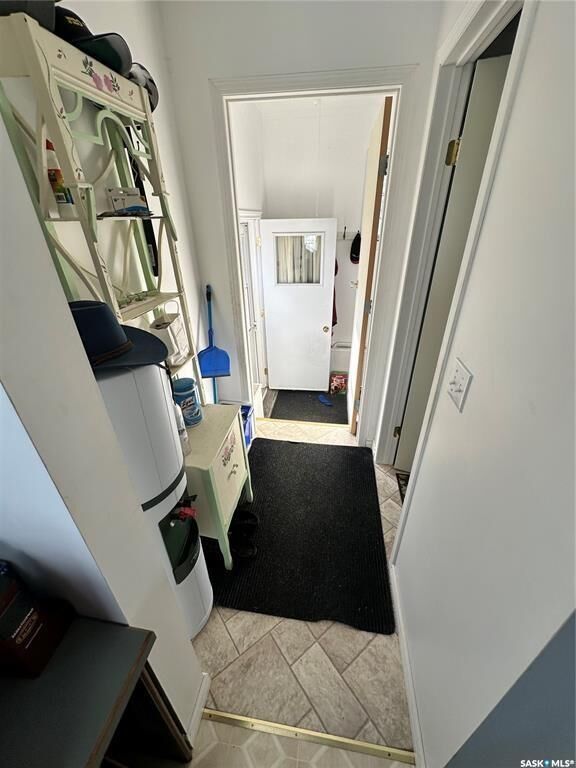 Property Photo:  1 Rhodes Street  SK S0C 2H0 
