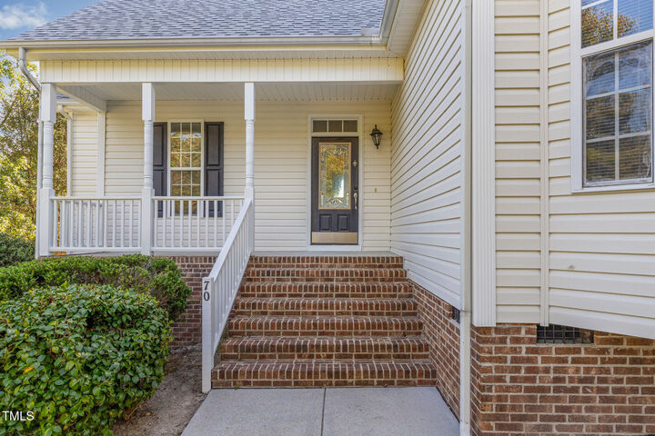 Property Photo:  70 Oak Leaf Trail  NC 27596 