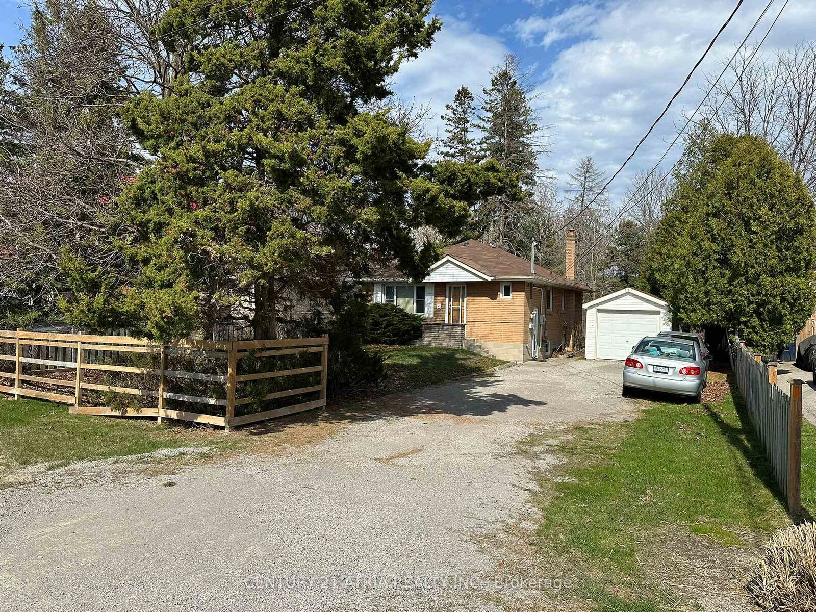 Photo de la propriété:  111 Scarboro Avenue  ON M1C 1M5 