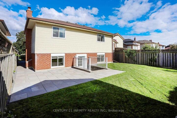 66 Birchfield Drive  Clarington ON L1E 1M6 photo