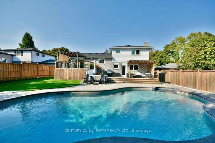 Property Photo: 13 Clover Avenue ON L4N 3M7
