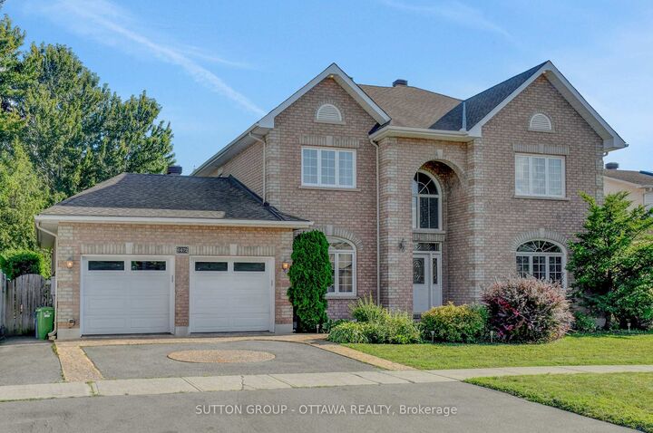 6472 Beausejour Drive S  Orleans - Convent Glen and Area ON K1C 6V5 photo