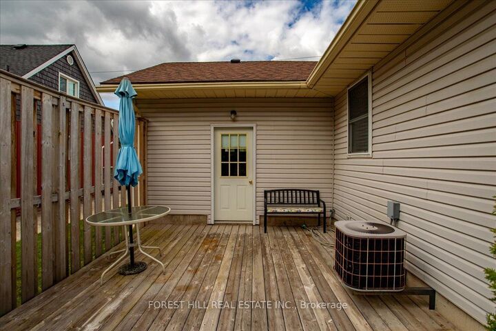 Property Photo: 217 Queen Street S ON N0G 1R0
