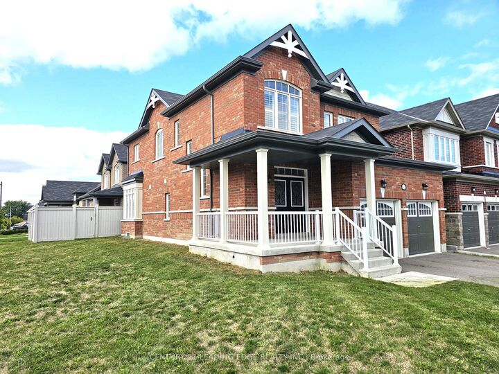 Photo de la propriété: 32 Clear Spring Avenue ON L4P 0H7