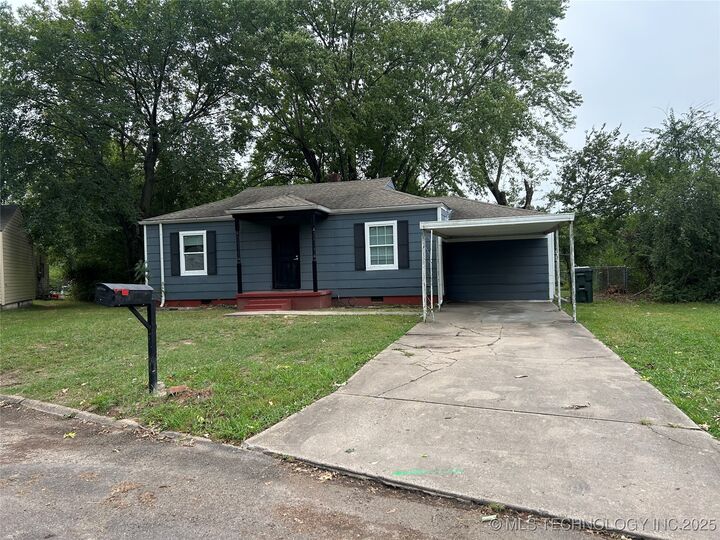 Property Photo:  1133 W Aberdeen Street  OK 74403 