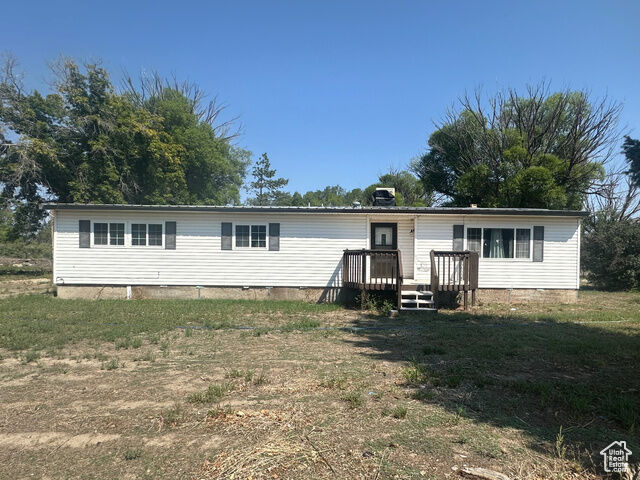 Property Photo: 185 E Main St UT 84518