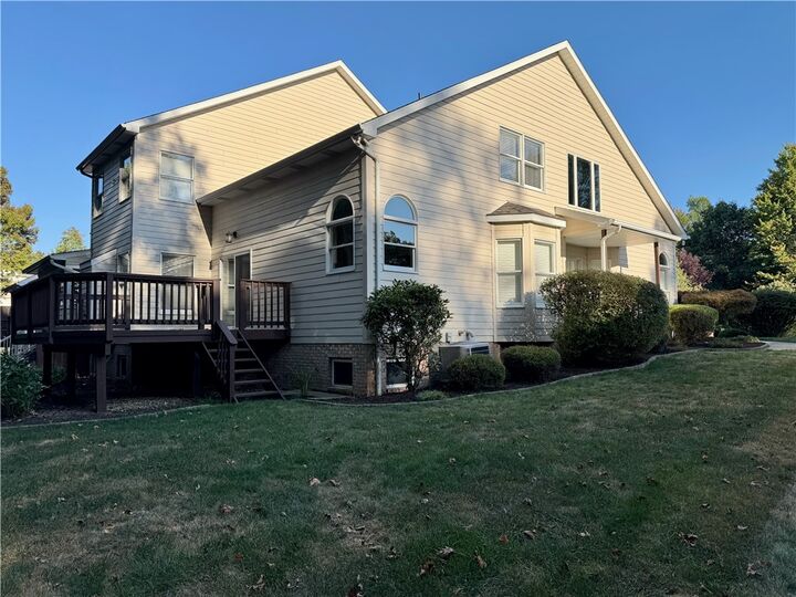 Property Photo: 104 Point View Ct PA 15601