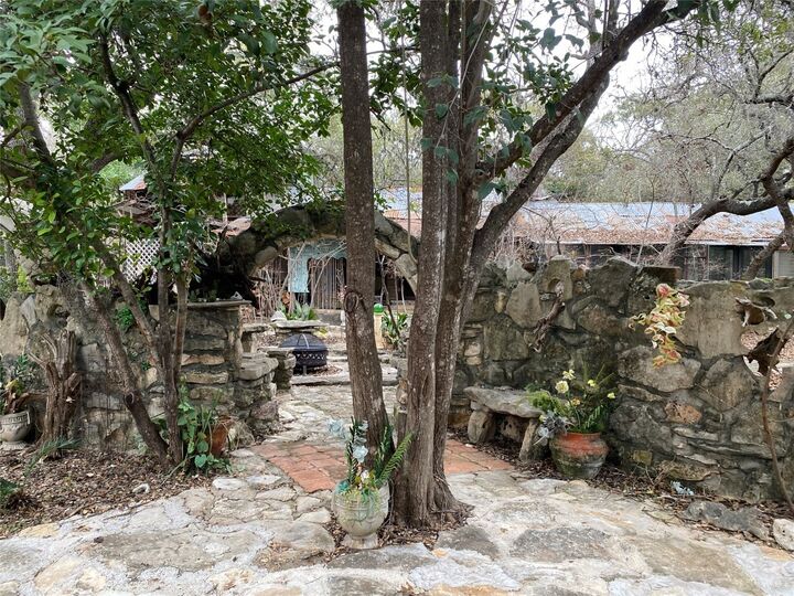 Property Photo:  207 Hub Drive  TX 78676 