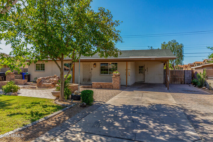 Property Photo:  1735 W Pueblo Avenue  AZ 85202 