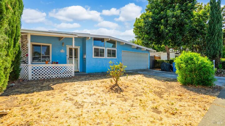 Property Photo:  317 Grape Street  CA 95688