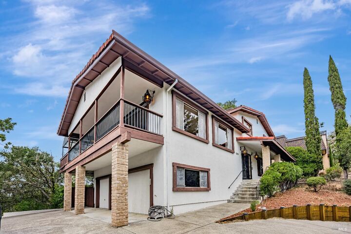 Property Photo: 2719 Rancho Cabeza Drive CA 95404