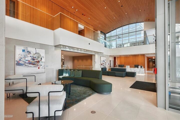 Photo de la propriété:  6688 Pearson Way 311  BC V7C 0E5 