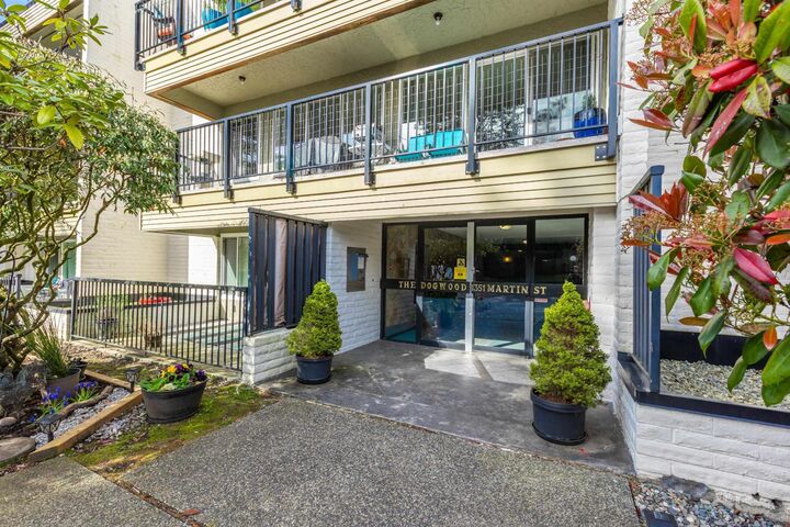 Property Photo: 1351 Martin Street #304 BC V4B 3W6
