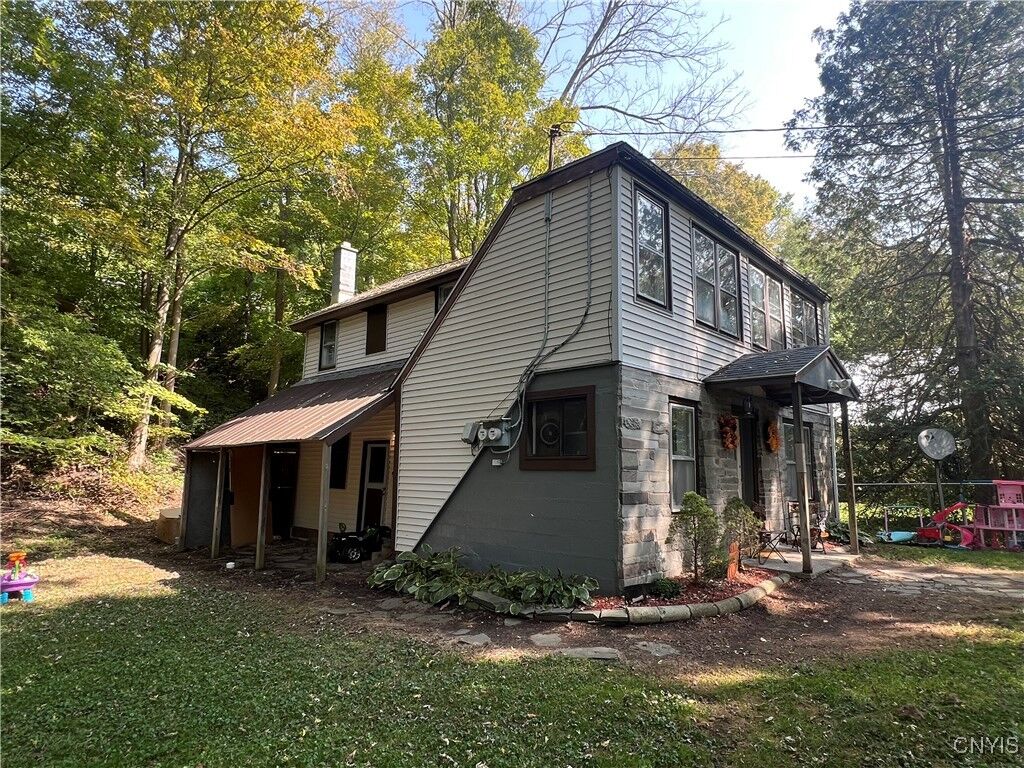 Property Photo:  26 1/2 W Center Street  NY 13101