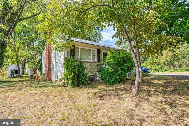Property Photo:  6796 Fayette Street  VA 20169 