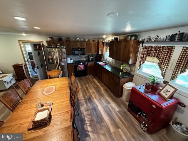 Property Photo: 18 Lark Ln PA 17038