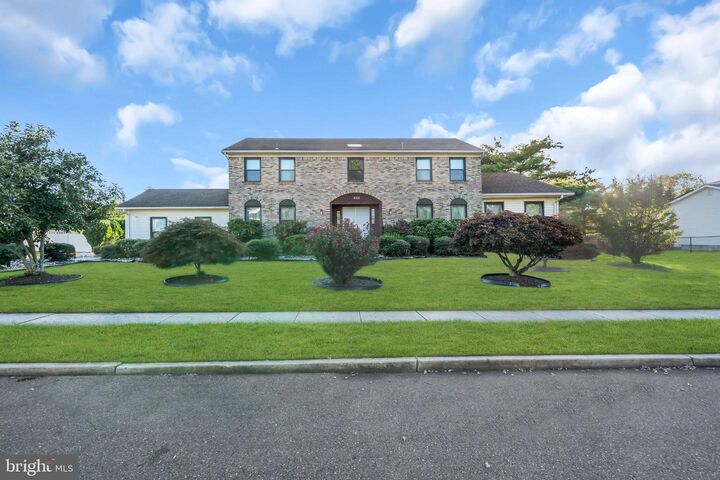 Property Photo:  104 Robin Drive  NJ 08619 