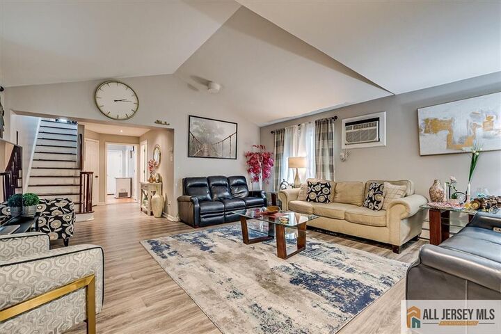 87 Fiume Street  Iselin NJ 08830 photo