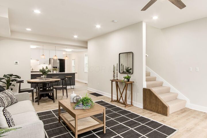 Property Photo:  1374 S 5th Street  OH 43207 