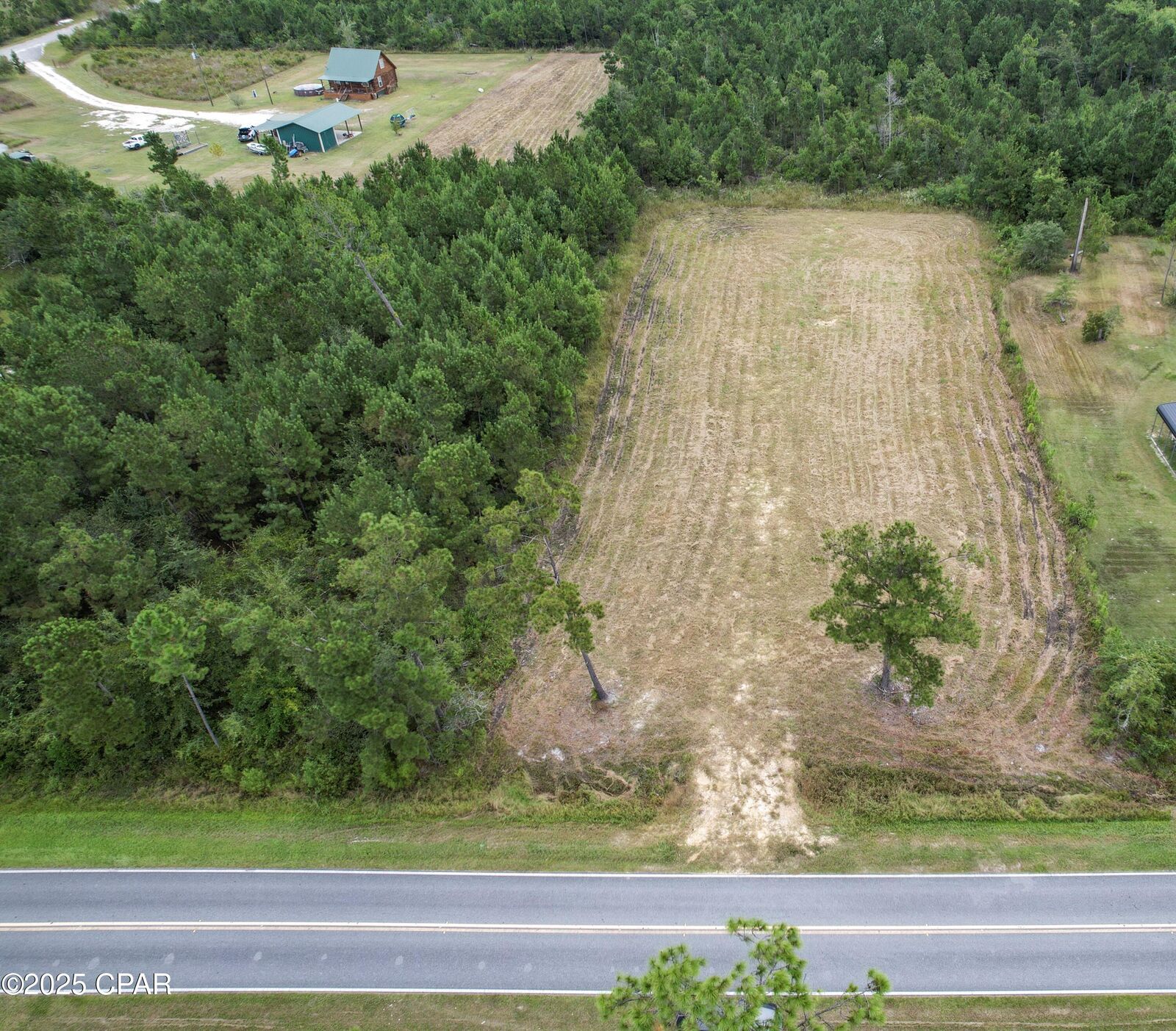 Property Photo:  252 Jarrot Daniels Road  FL 32465 