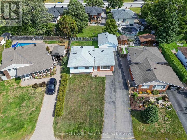 Property Photo: 28 Farley Avenue ON P1A 2S5
