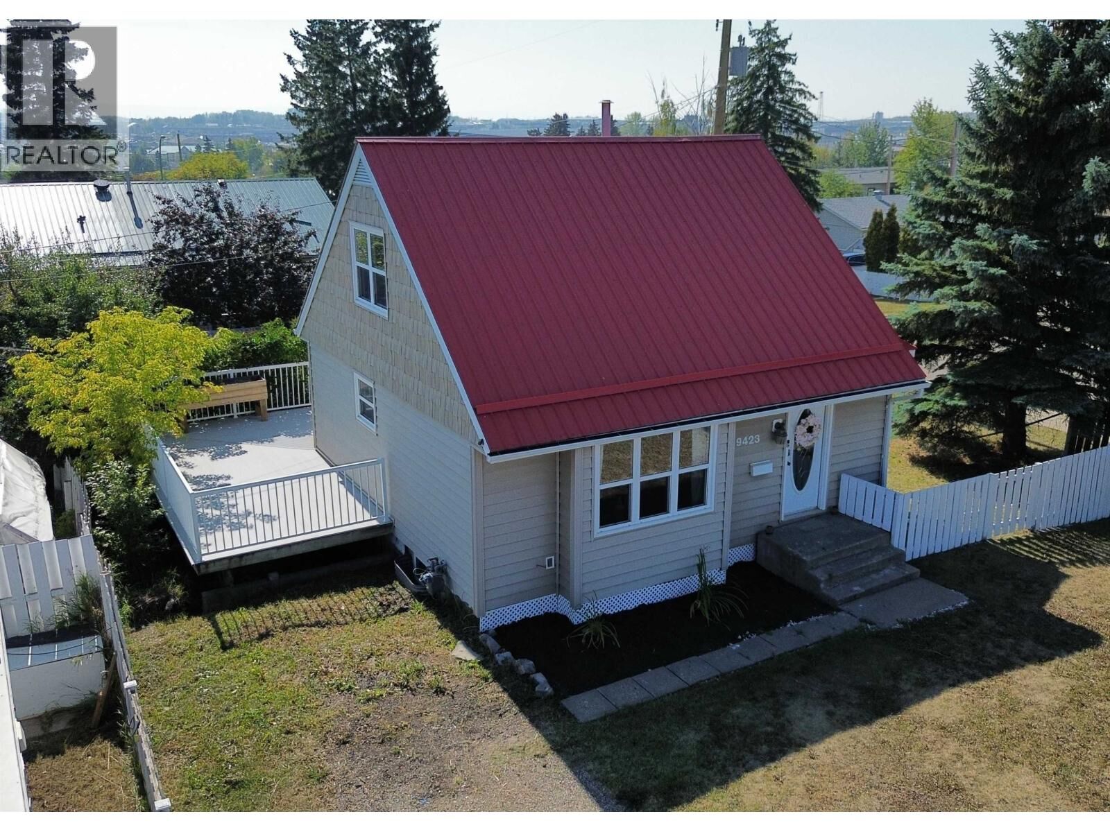 Property Photo:  9423 99 Avenue  BC V1J 1T3 