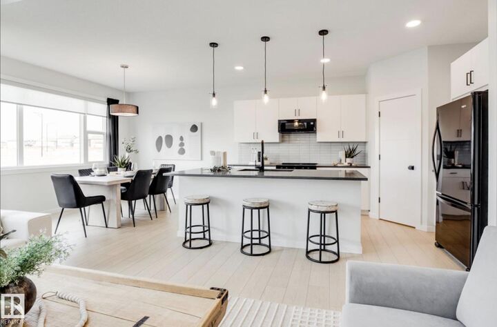 Property Photo:  6923 51 Avenue  AB T4X 3E4 