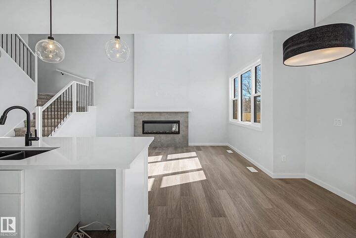 Property Photo:  6923 51 Avenue  AB T4X 3E4 