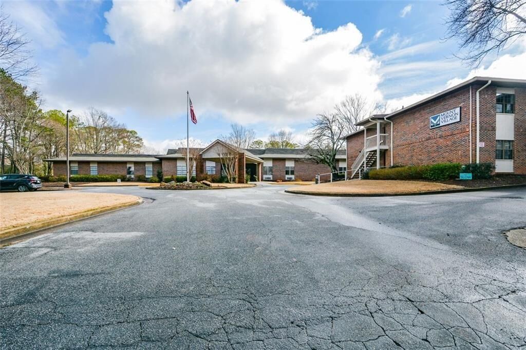 Property Photo:  475 Mount Vernon Highway NE A-102  GA 30328 