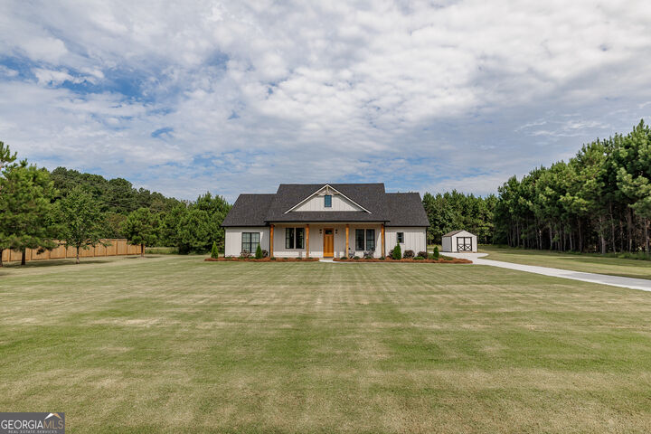 Property Photo:  105 Tim Lane  GA 30683 
