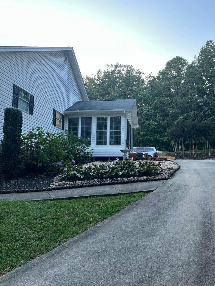 Property Photo:  5945 Frontage Road NW  TN 37312 