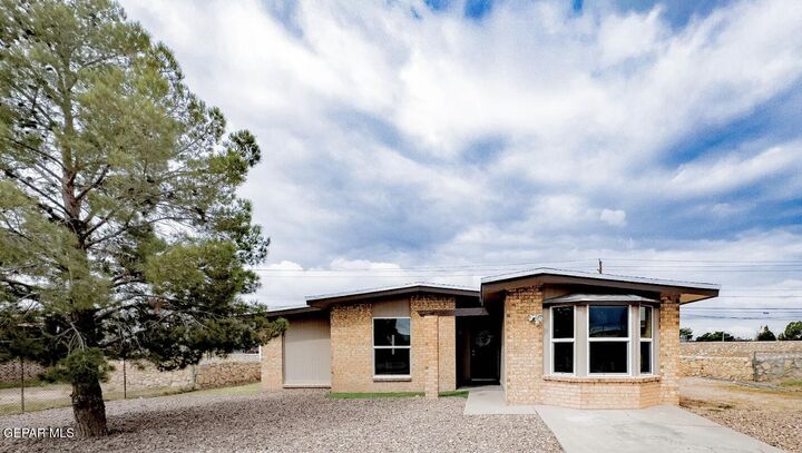 9717 Gaza Drive  El Paso TX 79927 photo