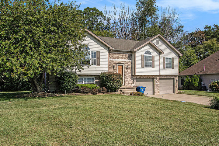 Property Photo: 246 Pixley Court IN 46385